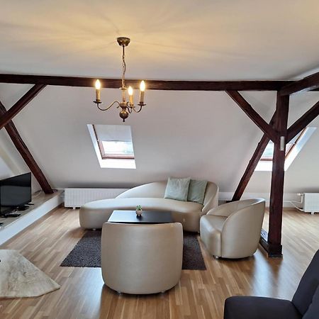 Star Apartments Piest'any Extérieur photo