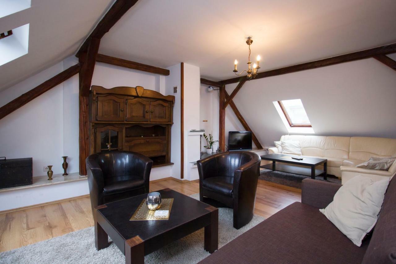 Star Apartments Piest'any Extérieur photo