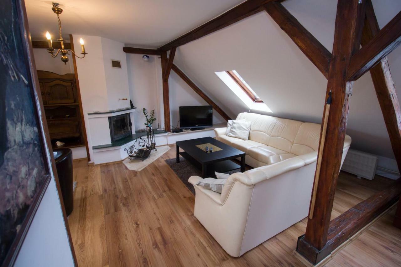 Star Apartments Piest'any Extérieur photo